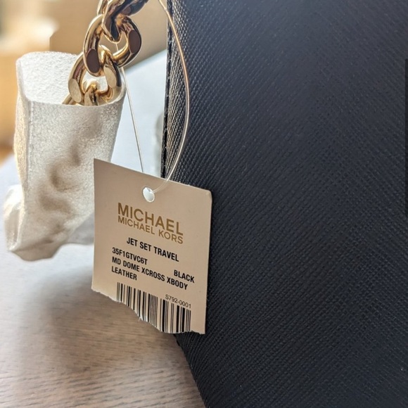 Michael Kors Jet Set Travel Dome Medium Crossbody Handbag Black - Picture 2 of 5